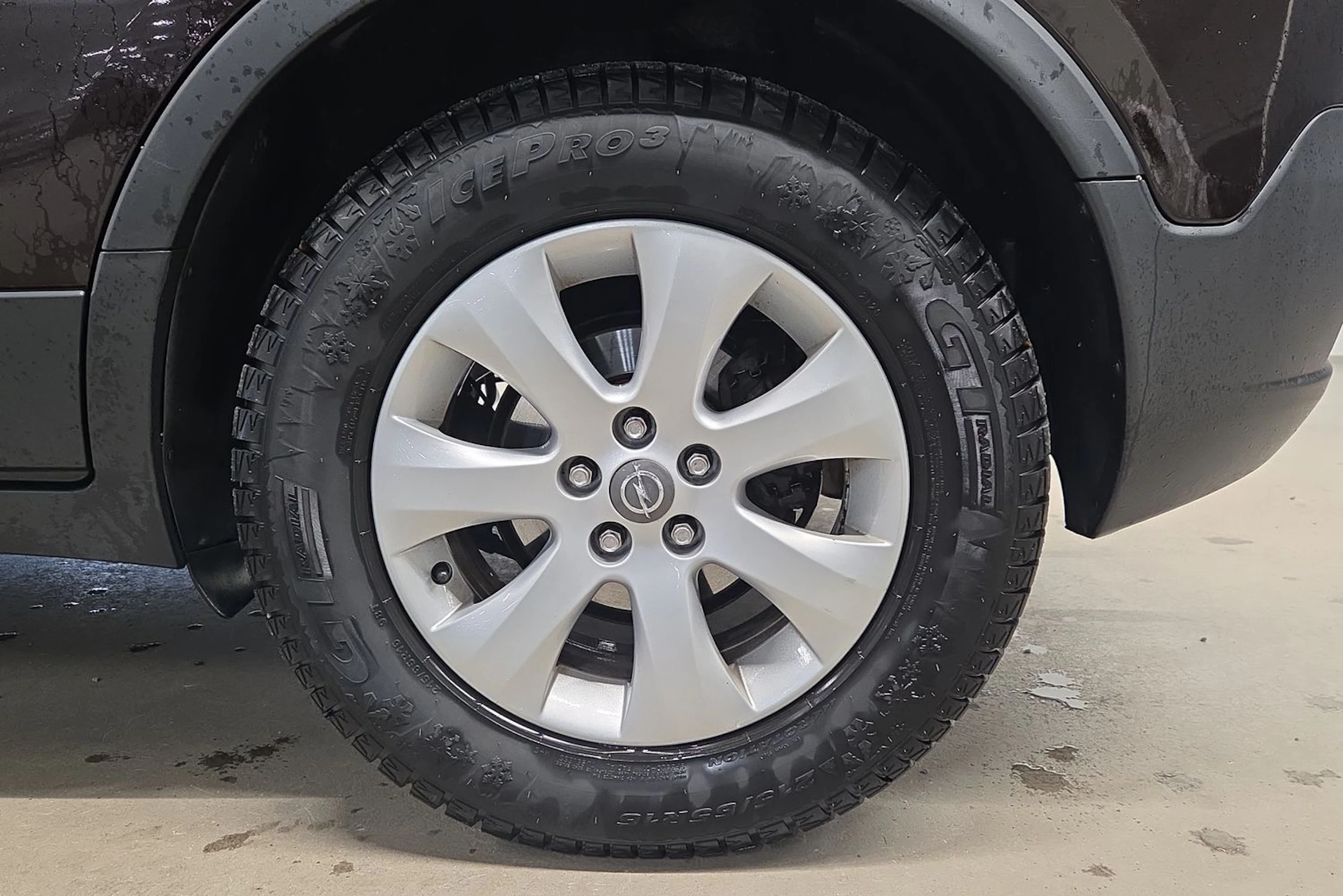 ruskea (beige) Opel Mokka 2013 kuva 10.