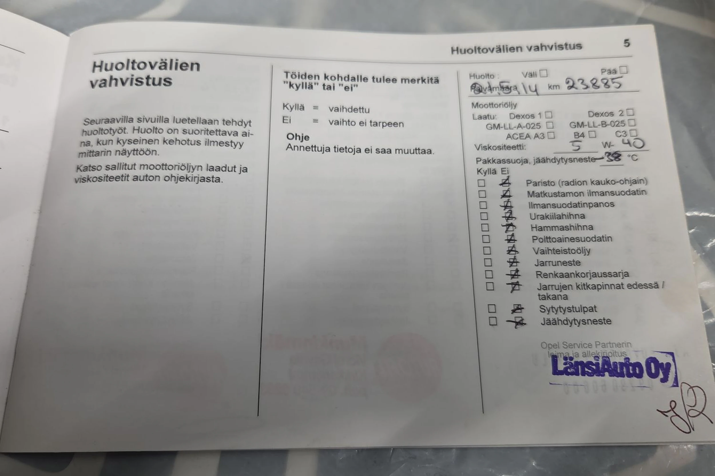 ruskea (beige) Opel Mokka 2013 kuva 20.