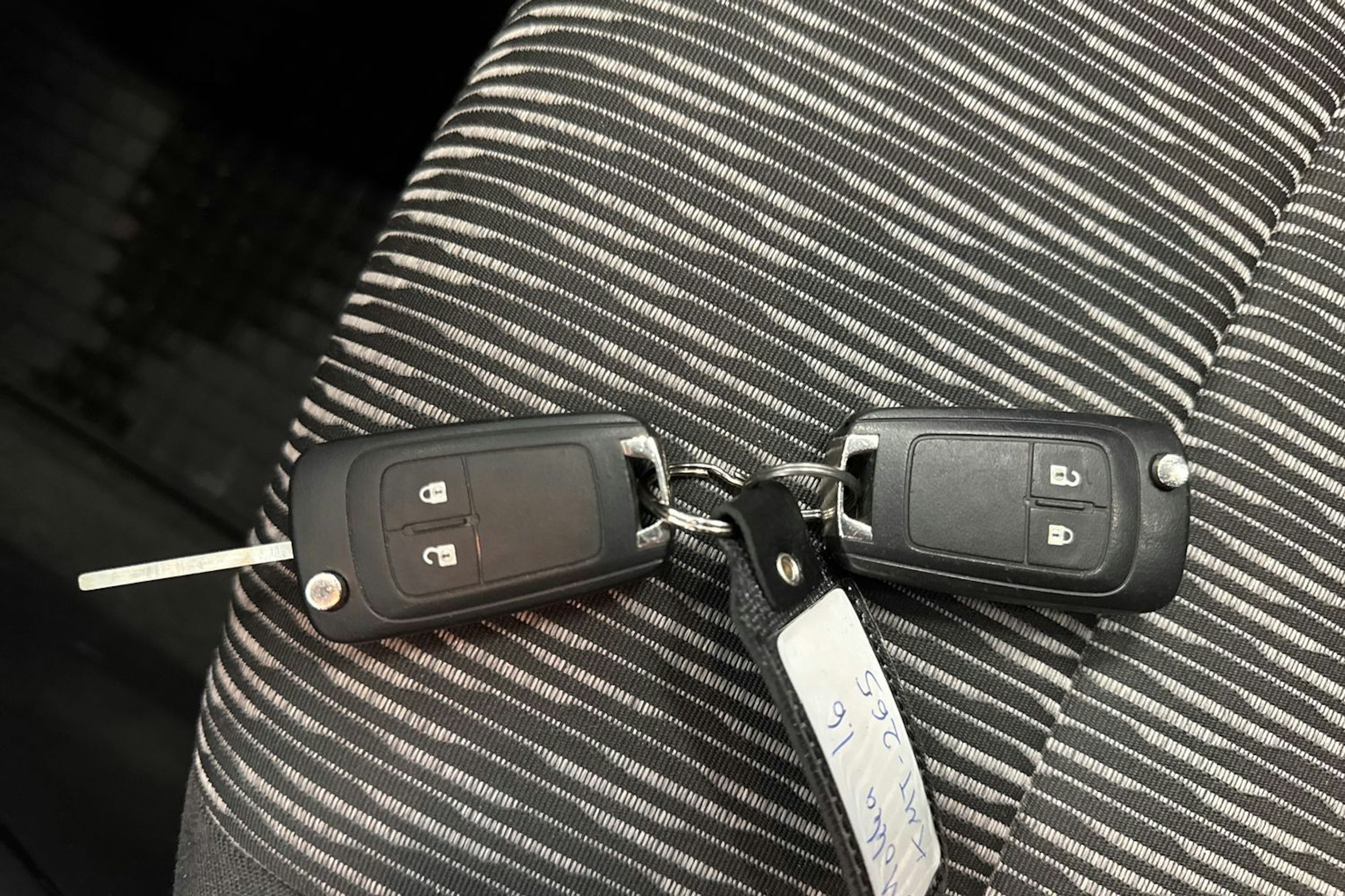 valkoinen Opel Mokka 2014 kuva 15.