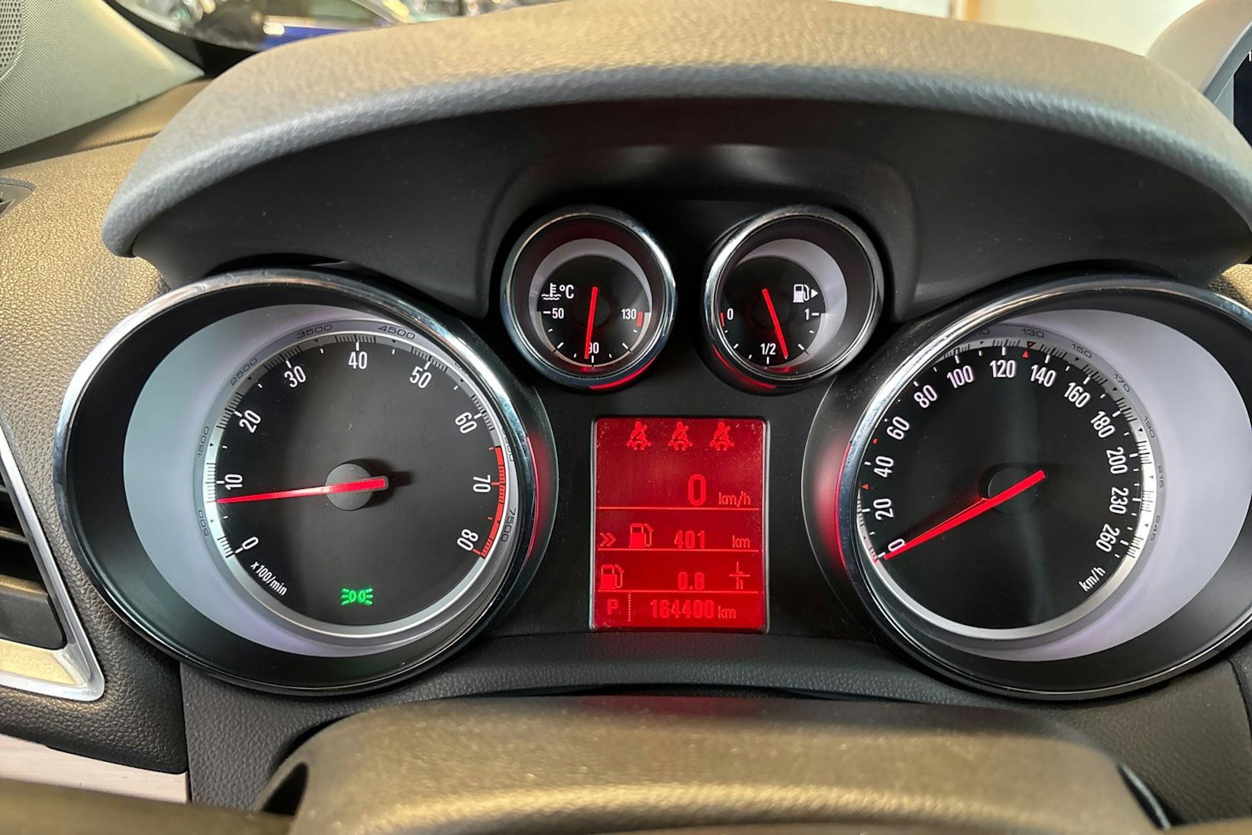 Oranssi Opel Mokka 2014 kuva 11.