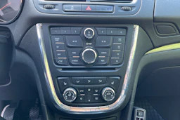valkoinen Opel Mokka 2014 kuva 14.
