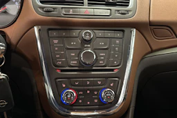 ruskea (beige) Opel Mokka 2014 kuva 14.