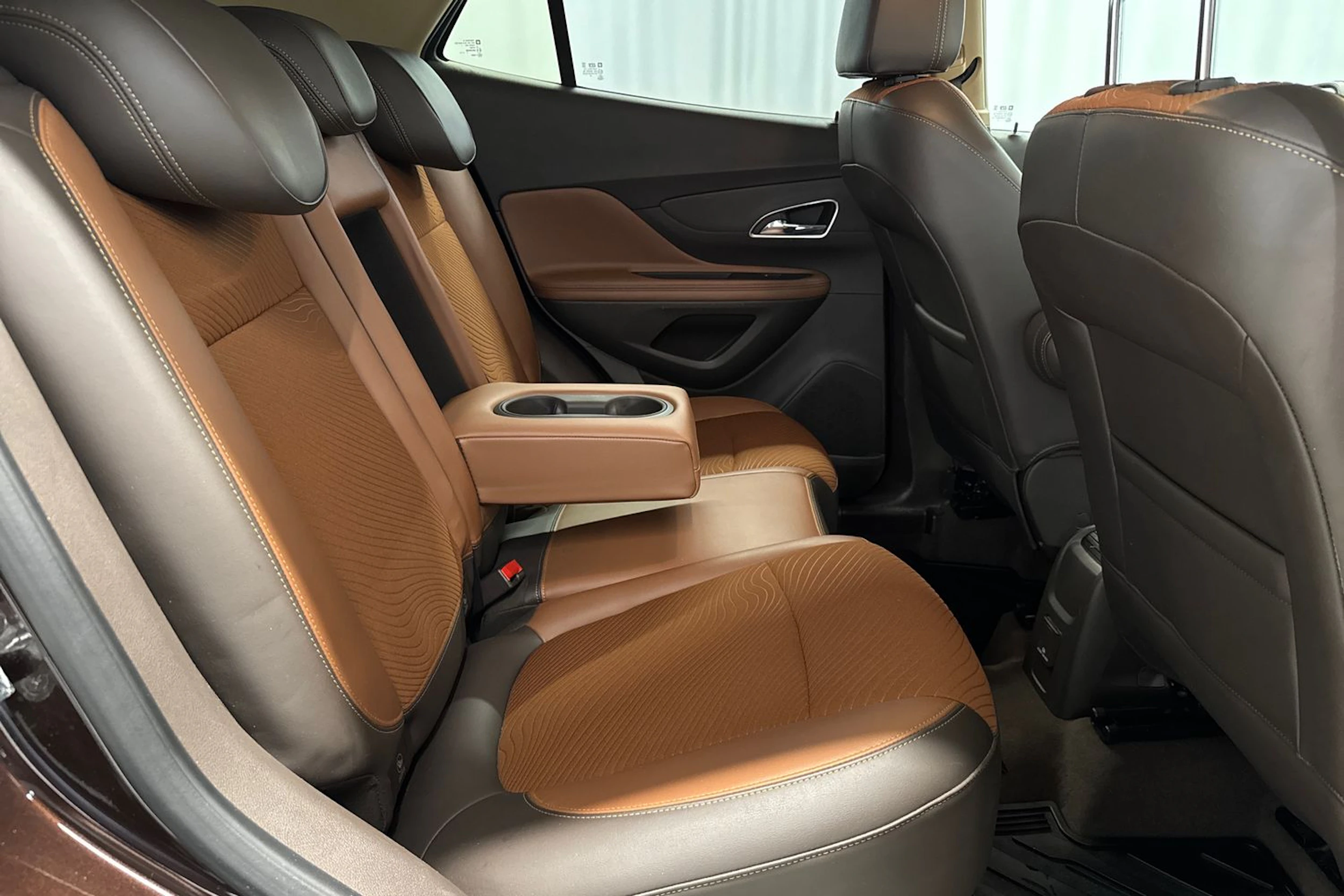 ruskea (beige) Opel Mokka 2014 kuva 19.