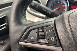 valkoinen Opel Mokka 2015 kuva 18.
