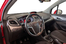 punainen Opel Mokka 2016 kuva 6.