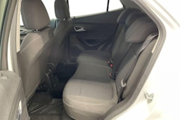 valkoinen Opel Mokka 2016 kuva 10.