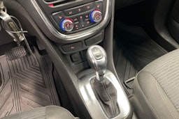 valkoinen Opel Mokka 2016 kuva 17.