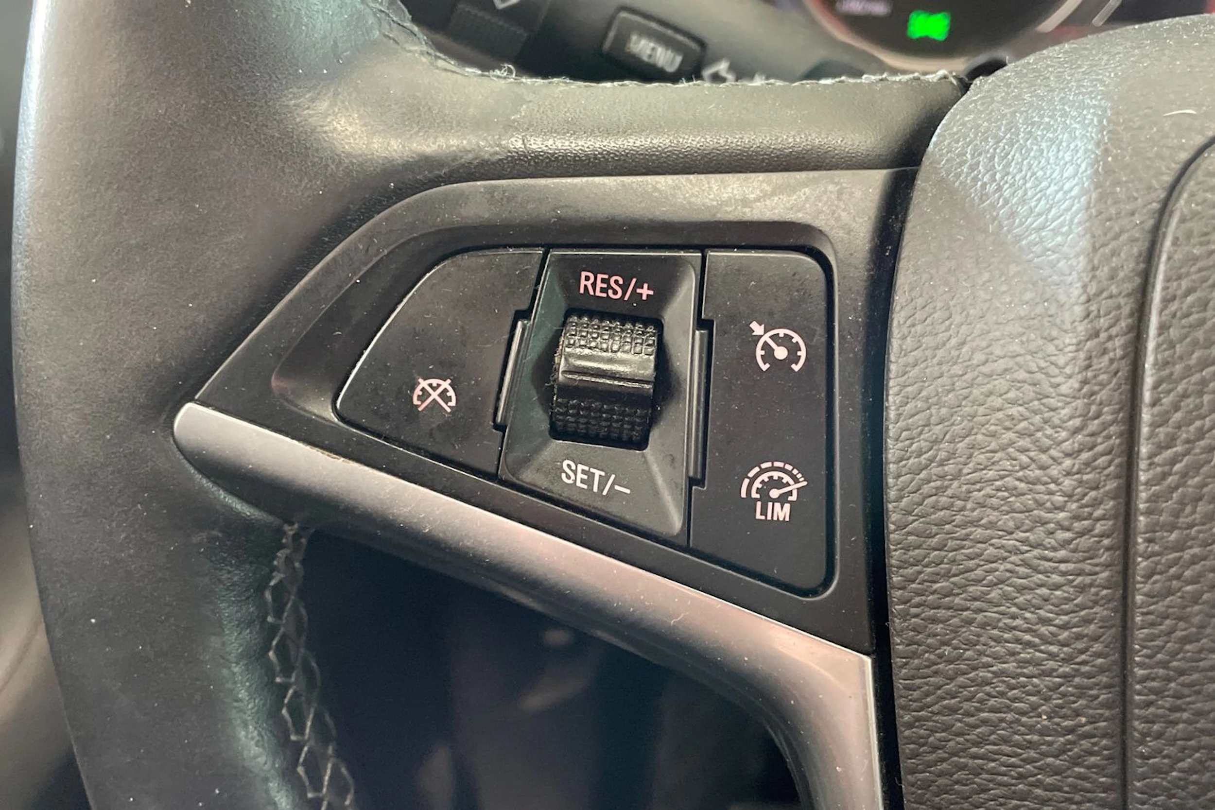 ruskea (beige) Opel Mokka 2016 kuva 20.