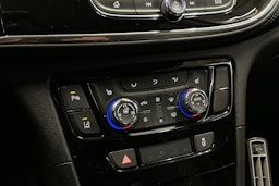 sininen Opel Mokka 2017 kuva 21.