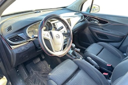 harmaa Opel Mokka 2017 kuva 3.