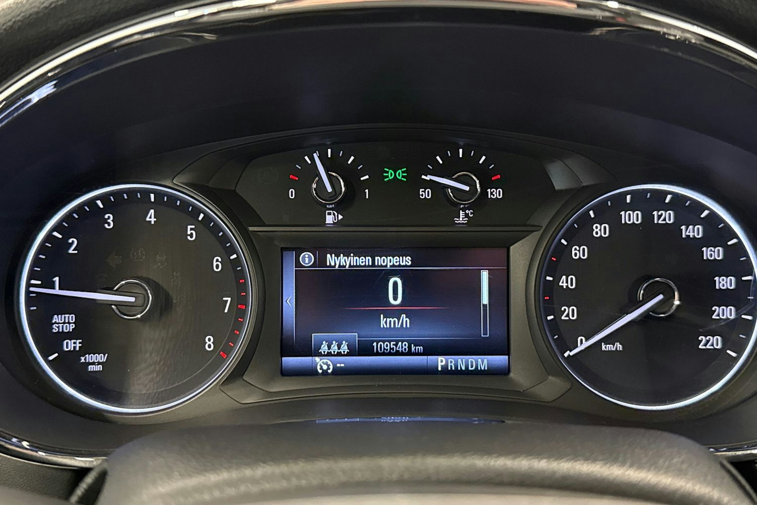 harmaa Opel Mokka 2017 kuva 17.