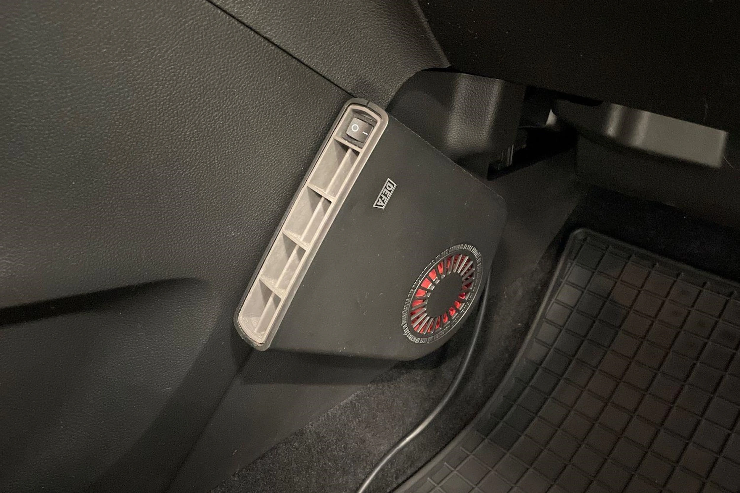 musta Opel Mokka 2017 kuva 23.