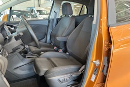 punainen Opel Mokka 2018 kuva 14.