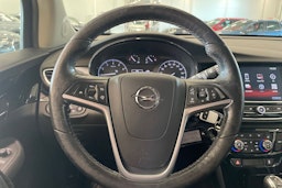 punainen Opel Mokka 2018 kuva 15.