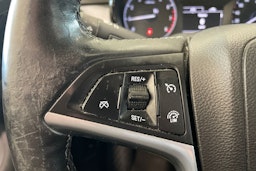 punainen Opel Mokka 2018 kuva 17.