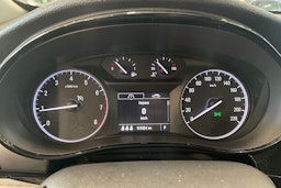 punainen Opel Mokka 2018 kuva 18.