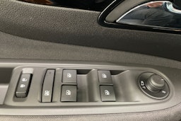 punainen Opel Mokka 2018 kuva 29.