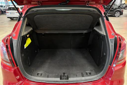 punainen Opel Mokka 2018 kuva 18.