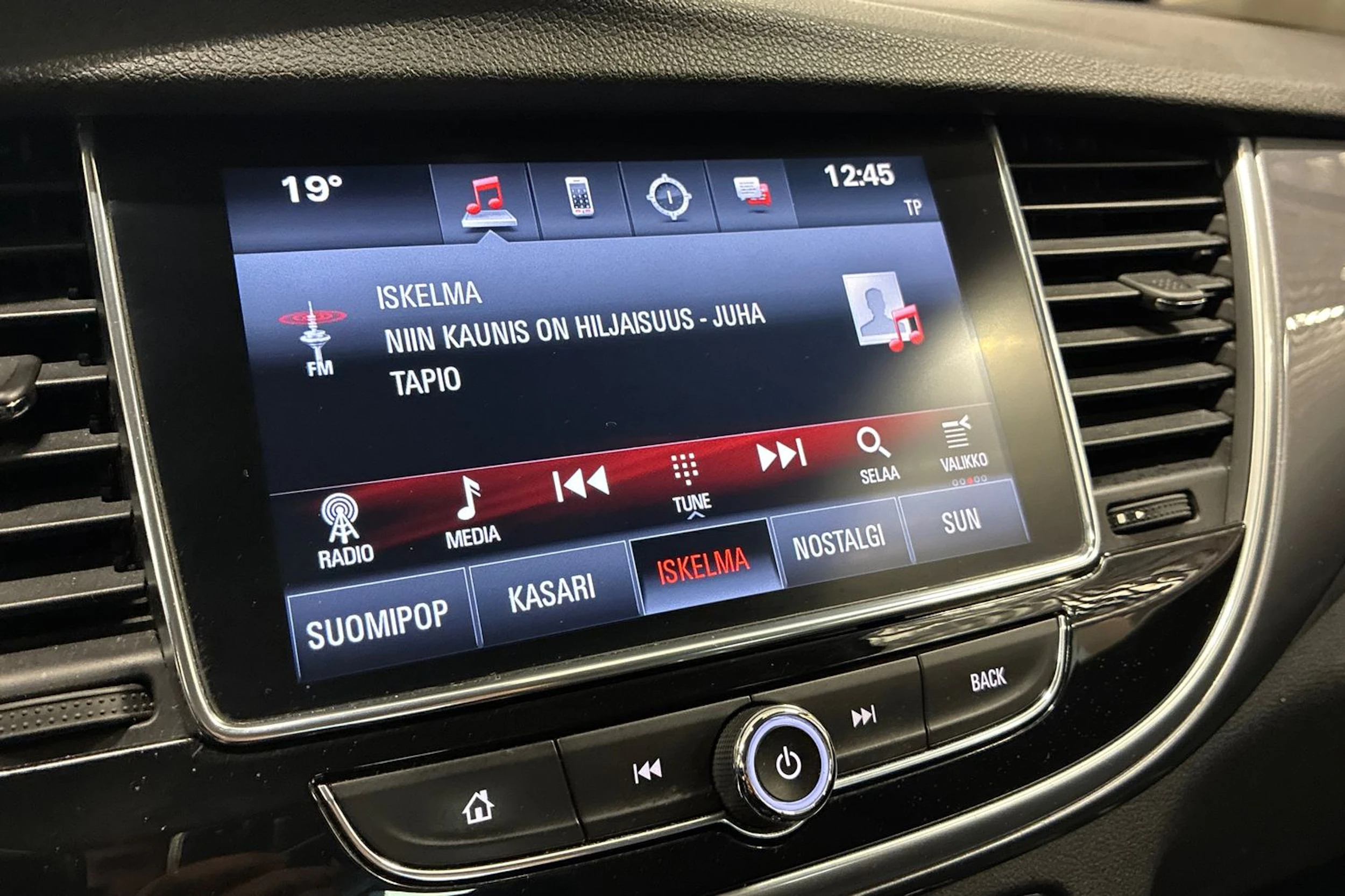 Valkoinen Opel Mokka 2018 kuva 20.