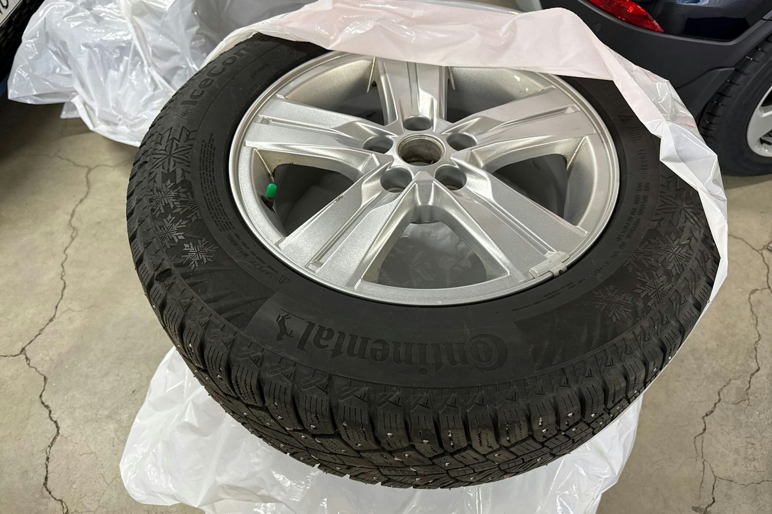 musta Opel Mokka 2019 kuva 24.