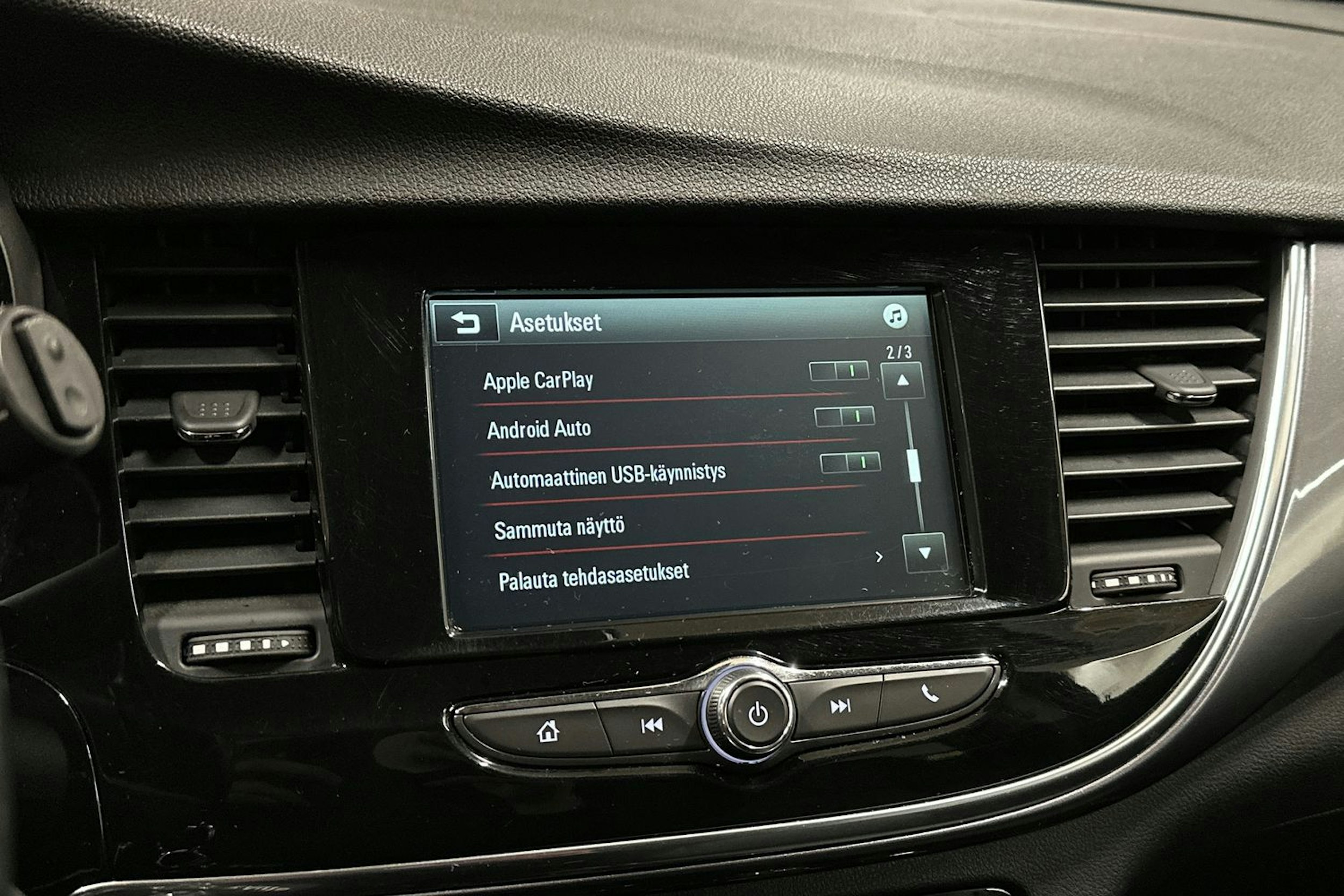 musta Opel Mokka 2019 kuva 16.