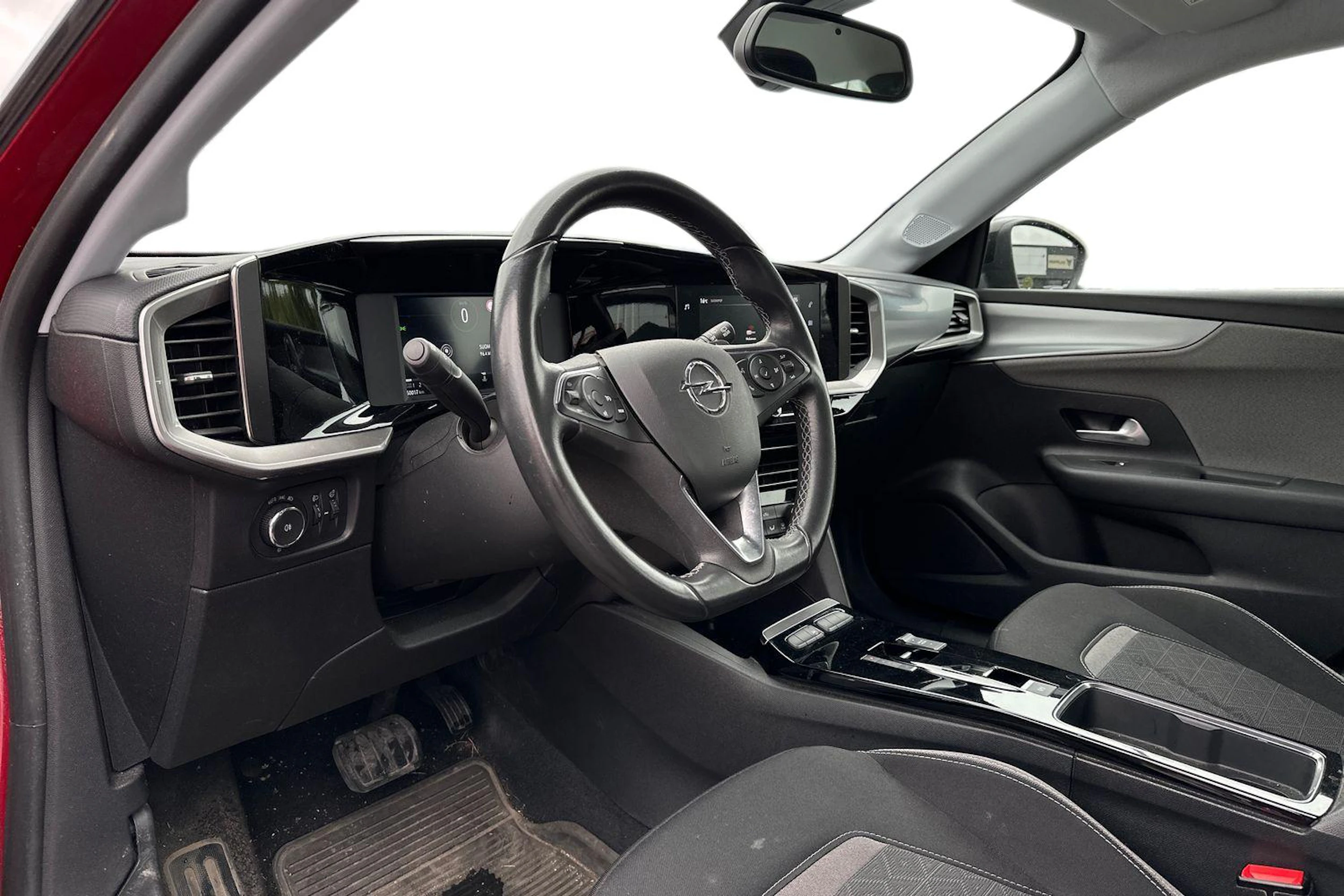 punainen Opel Mokka 2021 kuva 3.