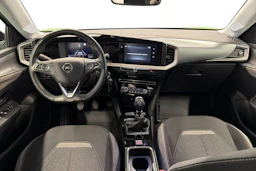 vihreä Opel Mokka 2021 kuva 7.