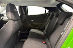 vihreä Opel Mokka 2021 kuva 8.
