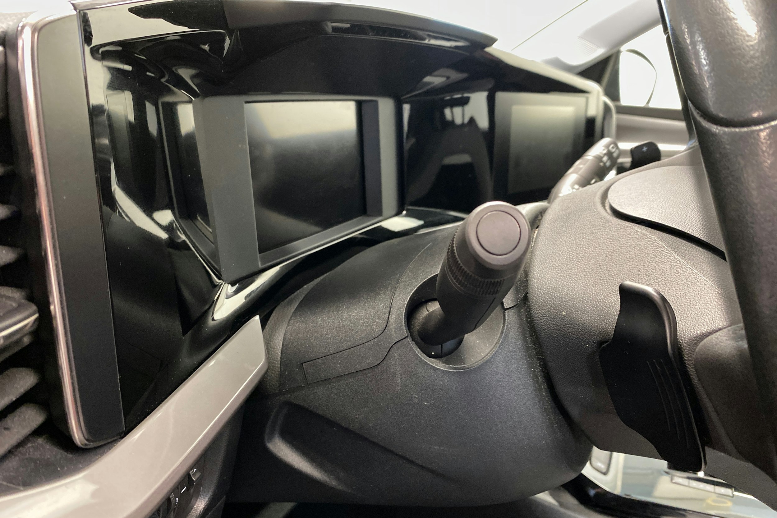 Punainen Opel Mokka 2021 kuva 16.