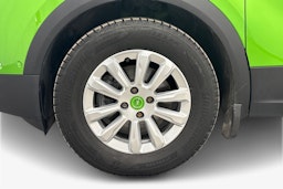 vihreä Opel Mokka 2021 kuva 11.