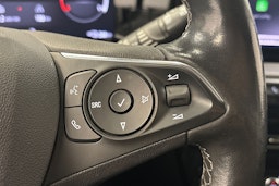 vihreä Opel Mokka 2021 kuva 22.