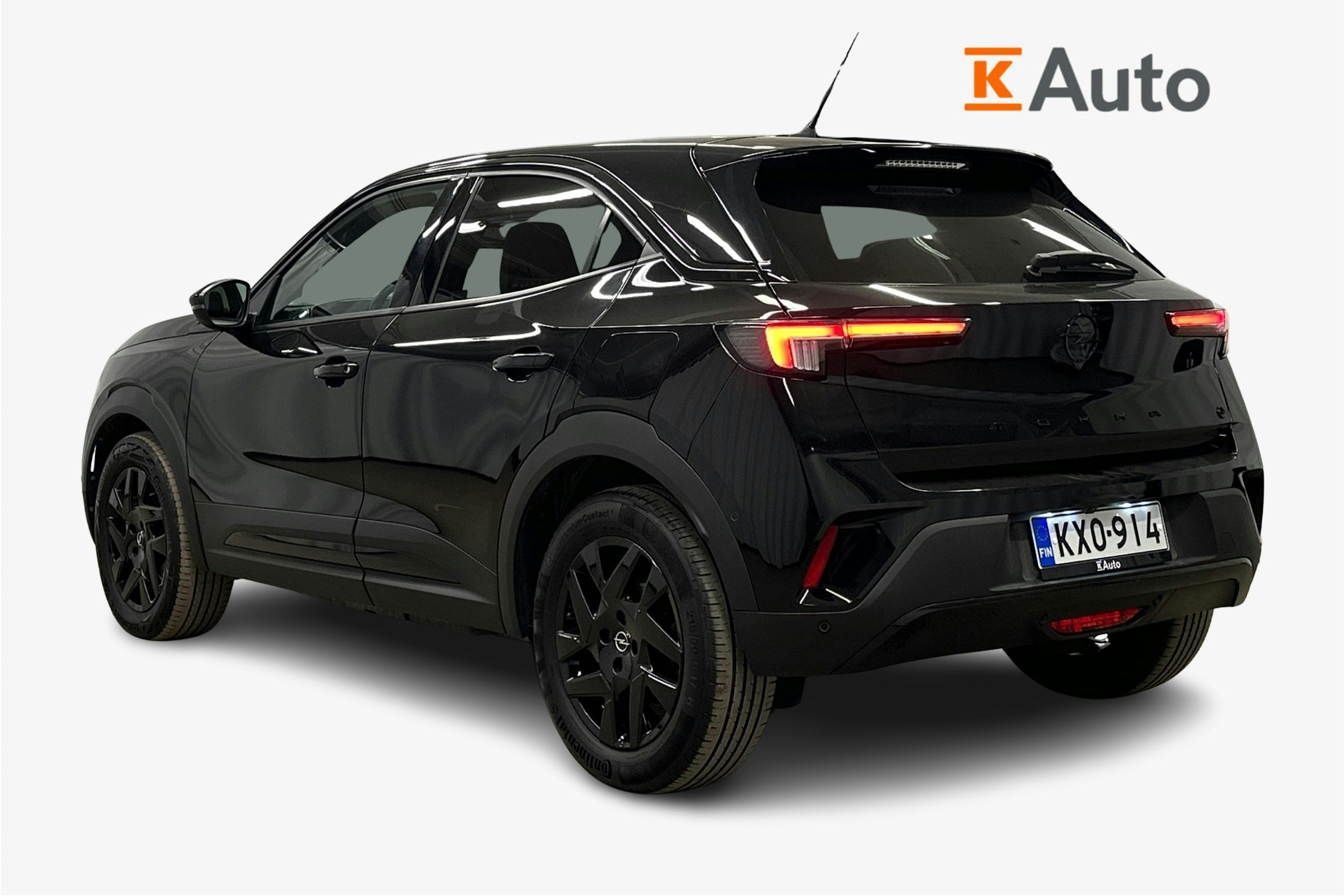musta Opel Mokka 2022 kuva 2.