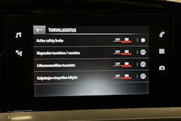 musta Opel Mokka 2022 kuva 22.