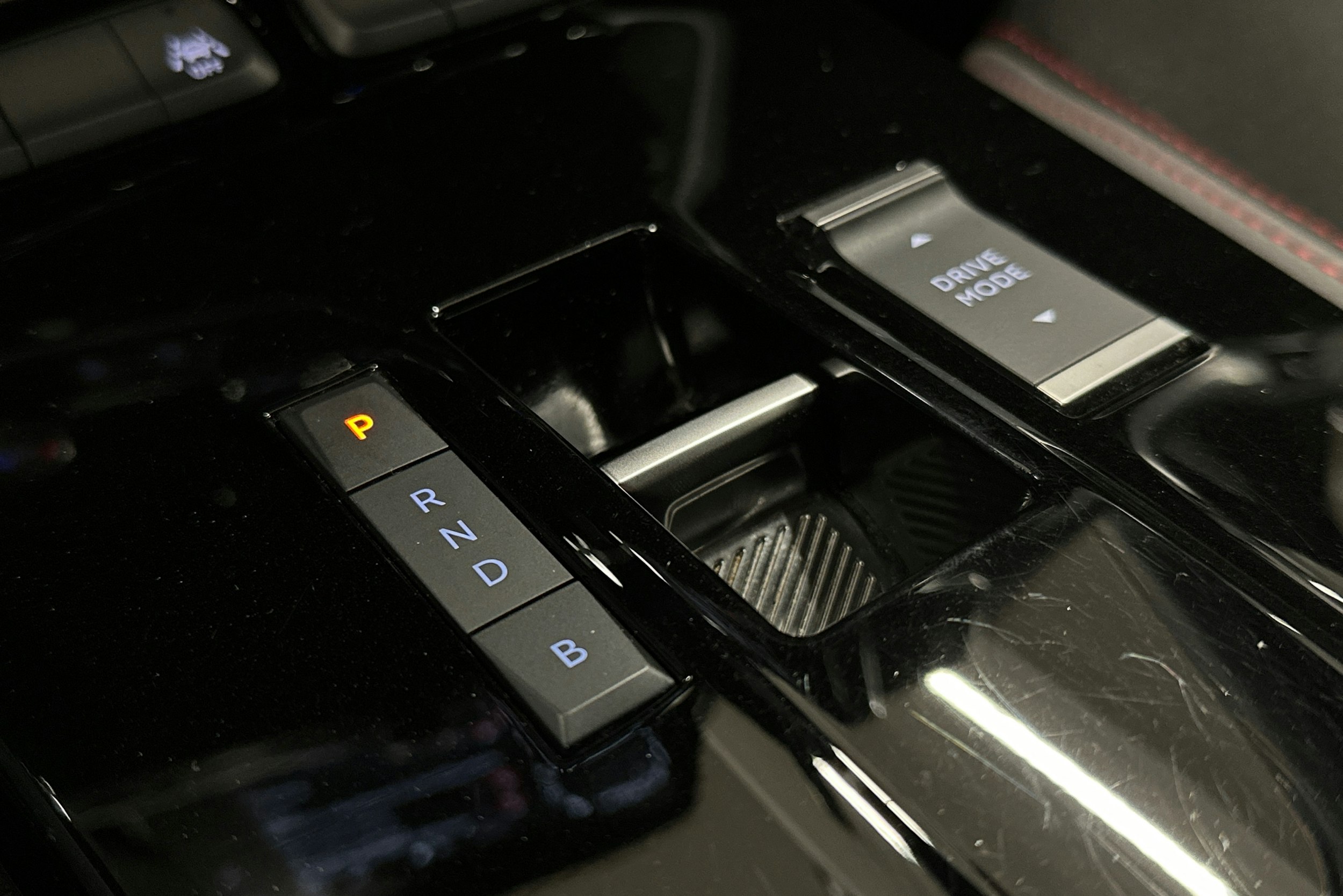 musta Opel Mokka 2022 kuva 25.