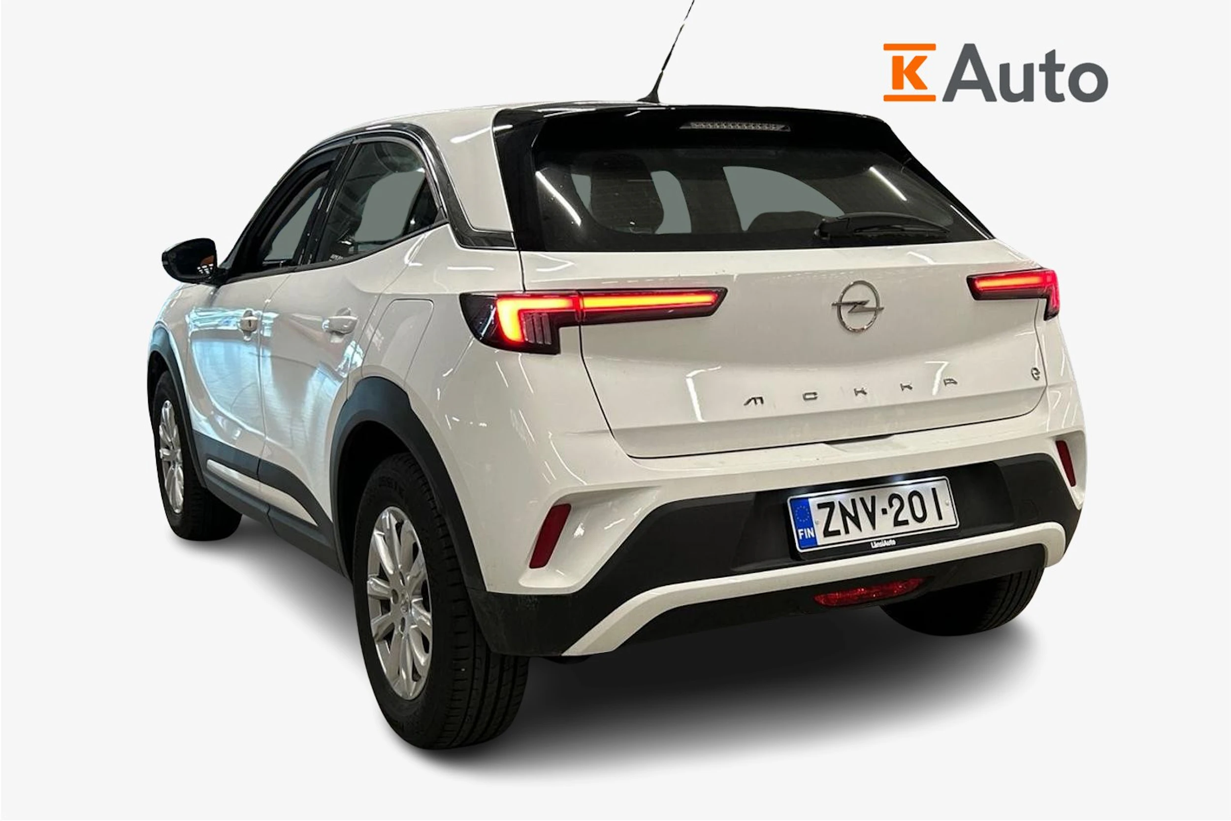 valkoinen Opel Mokka 2022 kuva 2.