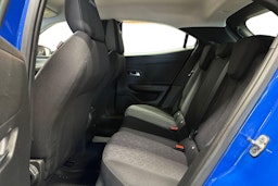 sininen Opel Mokka 2022 kuva 12.