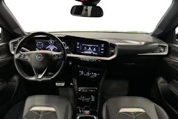 vihreä Opel Mokka 2023 kuva 9.