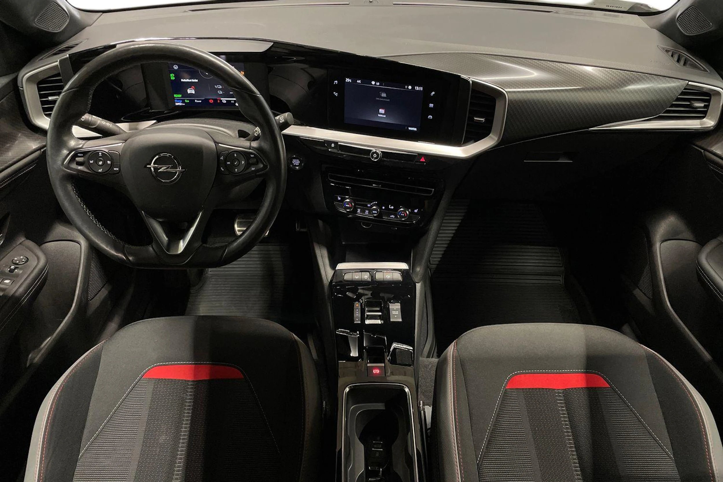 valkoinen Opel Mokka-e 2021 kuva 7.