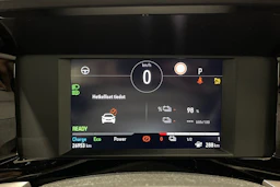 valkoinen Opel Mokka-e 2021 kuva 13.