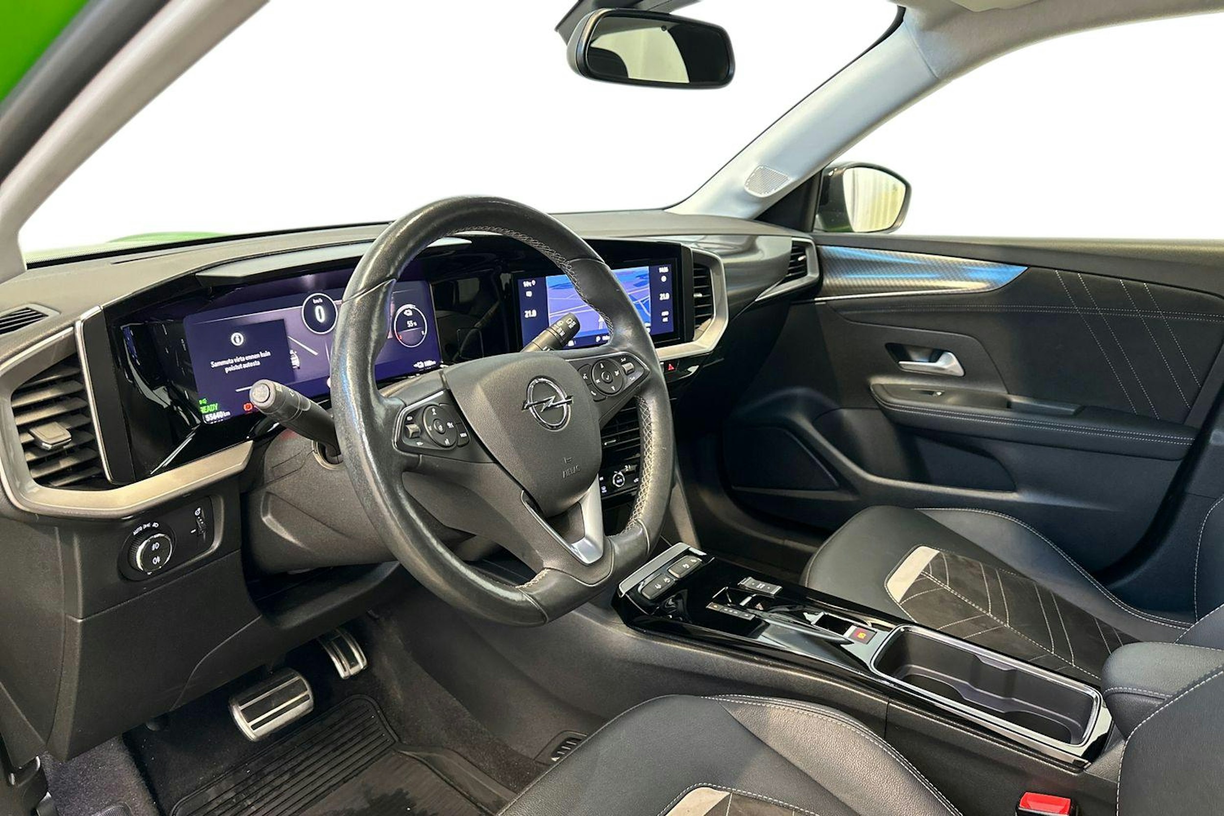 vihreä Opel Mokka-e 2021 kuva 7.