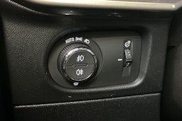 vihreä Opel Mokka-e 2021 kuva 35.