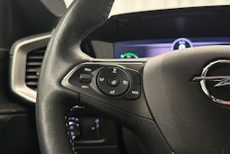 hopea Opel Mokka-e 2022 kuva 16.