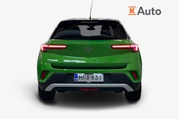 vihreä Opel Mokka-e 2022 kuva 3.