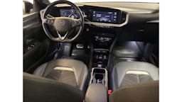 vihreä Opel Mokka-e 2023 kuva 5.