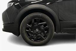 musta Opel Mokka-e 2023 kuva 12.