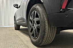 musta Opel Mokka-e 2023 kuva 13.