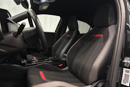 musta Opel Mokka-e 2023 kuva 16.