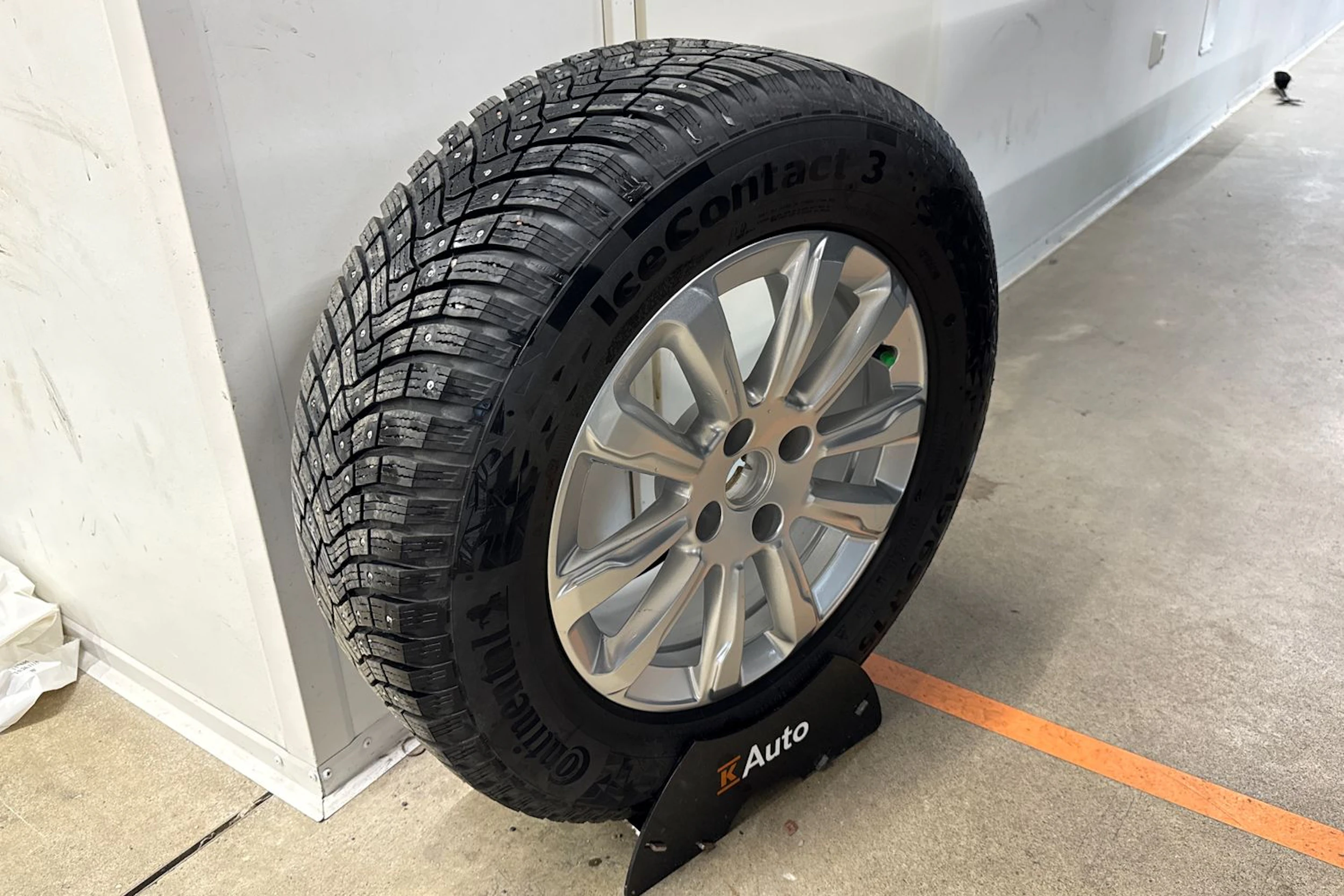 vihreä Opel Mokka-e 2023 kuva 10.