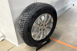 vihreä Opel Mokka-e 2023 kuva 10.