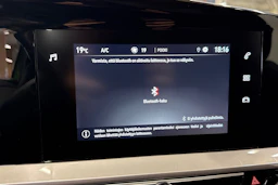 vihreä Opel Mokka-e 2023 kuva 19.